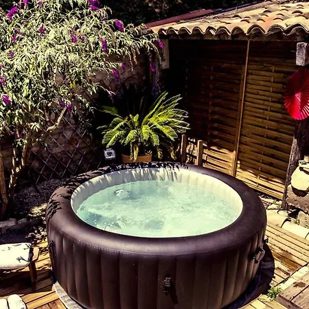 Le Clos Des Aramons Bernis