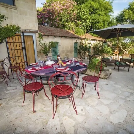 Le Clos Des Aramons 3*