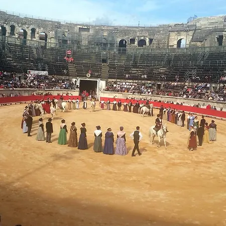 Le Clos Des Aramons Maison d'hôtes 3*