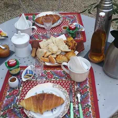 게스트하우스 Le Clos Des Aramons Bernis