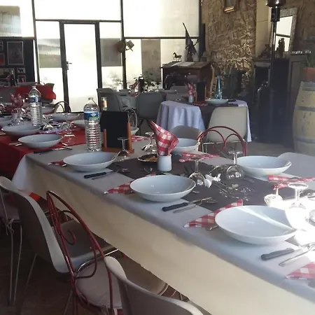 Le Clos Des Aramons 3* Bernis