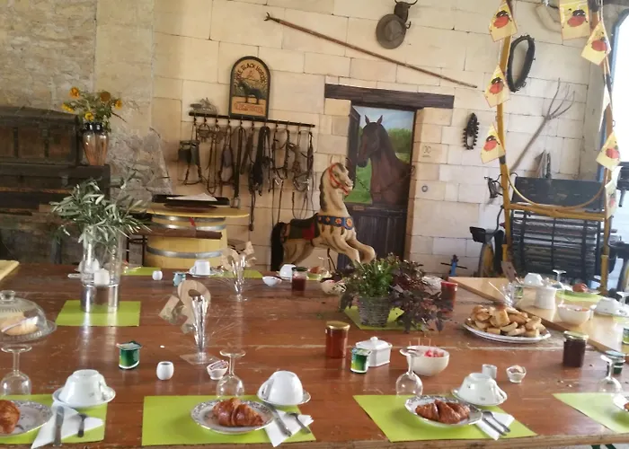 Πανσιόν Le Clos Des Aramons 3*